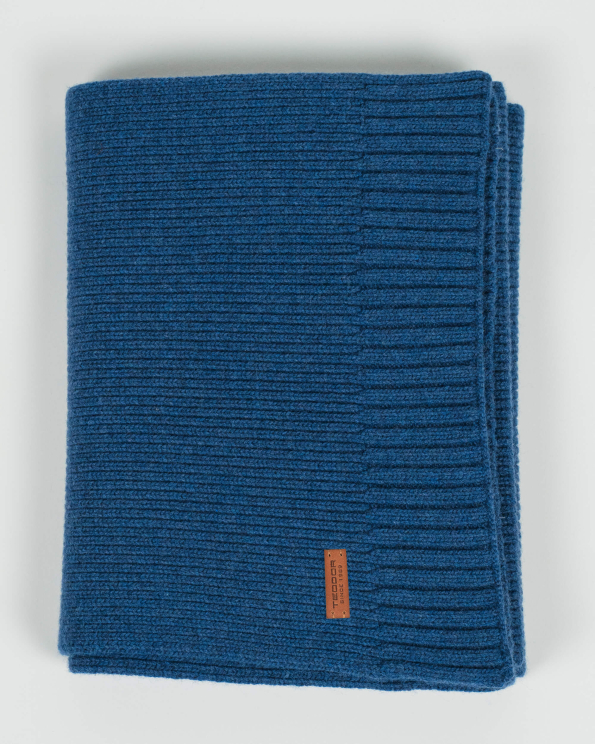 СИН ПЛЕТЕН ШАЛ ОТ ФИНА ВЪЛНА, КАШМИР, ВИСКОЗА И ПОЛИАМИД