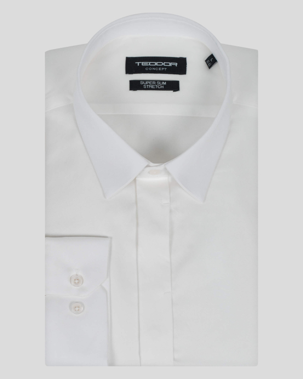 БЯЛА САТЕНИРАНА РИЗА СЪС СКРИТО ЗАКОПЧАВАНЕ СИЛНО ВТАЛЕН СИЛУЕТ