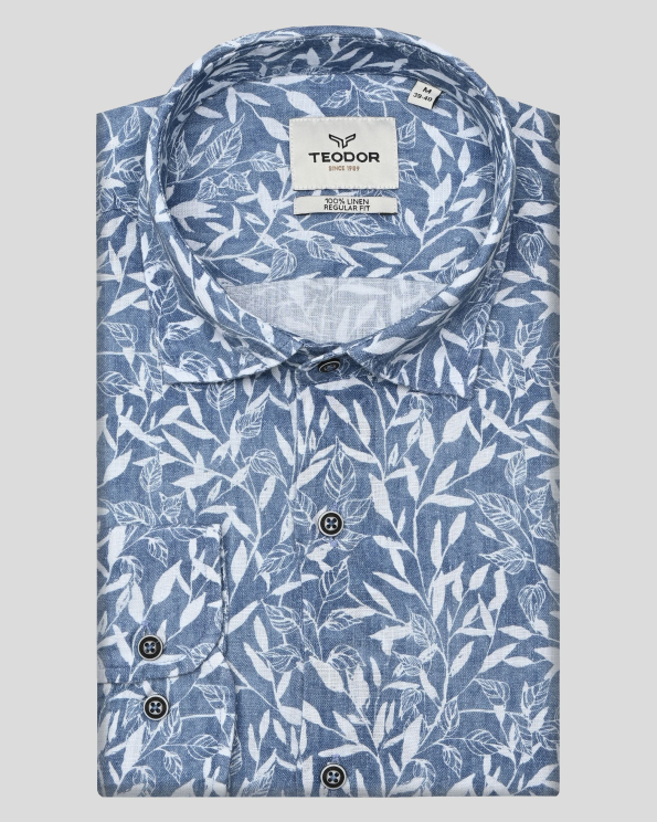 СИНЯ ЛЕНЕНА РИЗА В КОНТРАСТЕН ФЛОРАЛЕН ДЕСЕН СВОБОДЕН СИЛУЕТ