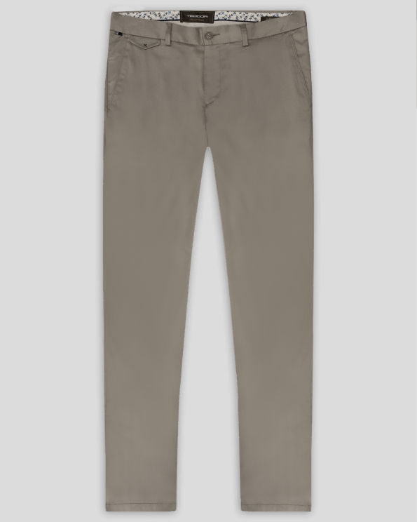 БЕЖОВ ЧИНО ПАНТАЛОН С ДВОЙНИ ФИЛЕТКИ С КОПЧЕ ВТАЛЕН СИЛУЕТ