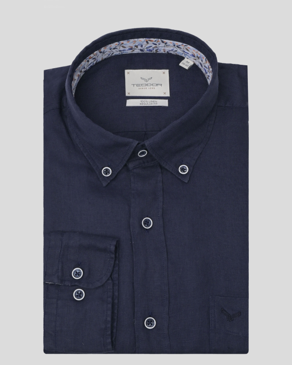 ТЪМНОСИНЯ ЛЕНЕНА РИЗА С НАВИВАЩИ СЕ РЪКАВИ И БРОДЕРИЯ ЛОГО