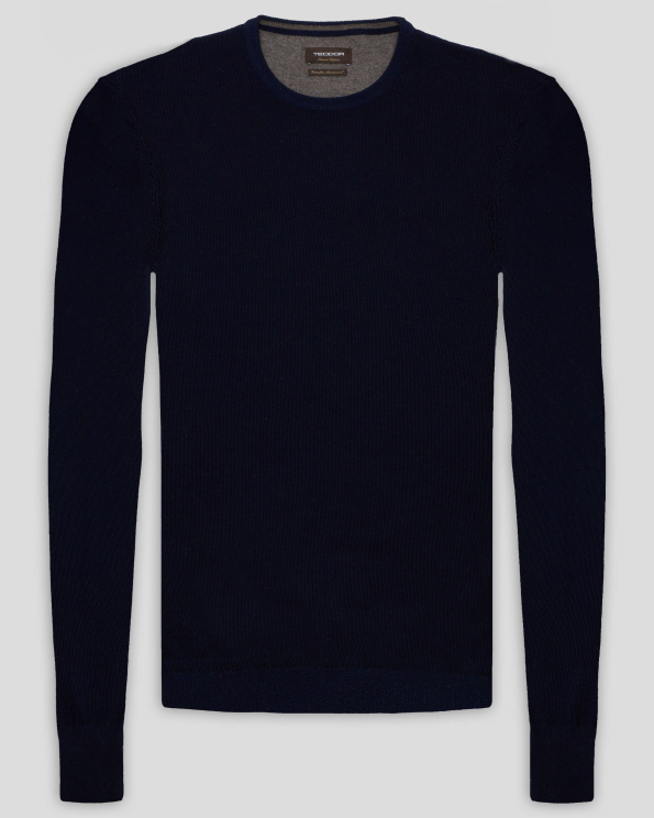 ТЪМНОСИН ПУЛОВЕР С ОБЛО ДЕКОЛТЕ ОТ 100% ЕКСТРАФИНА ВЪЛНА МЕРИНО