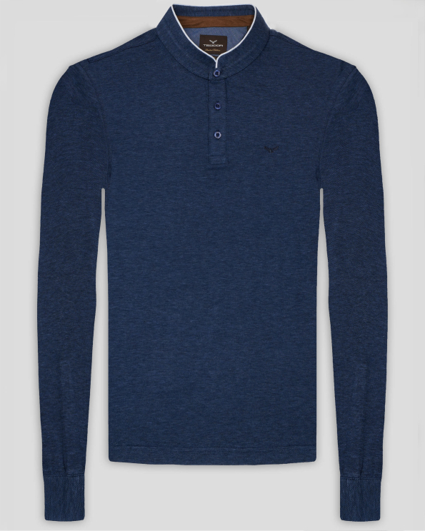 БЛУЗА С ПОПСКА ЯКА И БРОДЕРИЯ ЛОГО В ДЕНИМ СИН МЕЛАНЖ