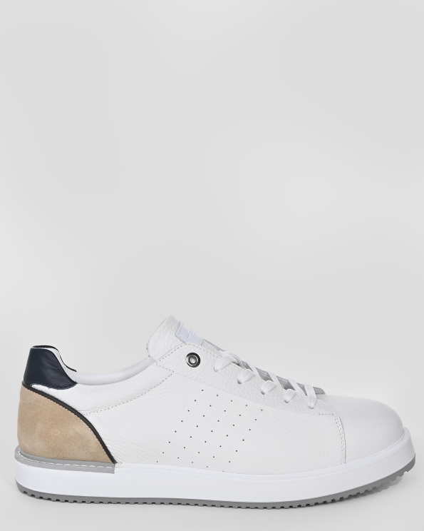 БЕЛИ СПОРТНИ ОБУВКИ ОТ ШАГРЕНИРАНА КОЖА С ГАРНИТУРА ОТ ВЕЛУР