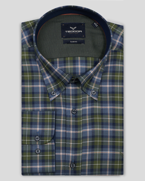 МНОГОЦВЕТНА КАРИРАНА РИЗА С ЯКА С КОПЧЕТА 