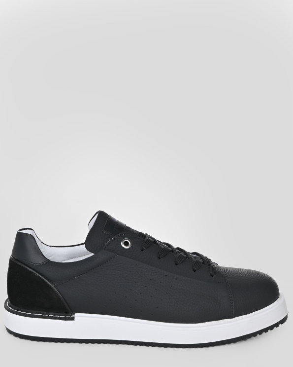 ЧЕРНИ СПОРТНИ ОБУВКИ ОТ ШАГРЕНИРАНА КОЖА С ГАРНИТУРА ОТ ВЕЛУР