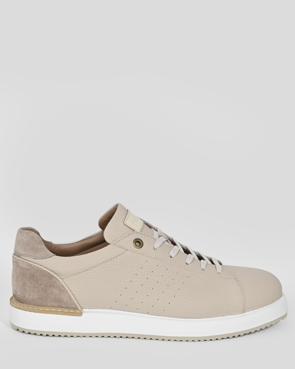 БЕЖОВИ СПОРТНИ ОБУВКИ ОТ ШАГРЕНИРАНА КОЖА С ГАРНИТУРА ОТ ВЕЛУР