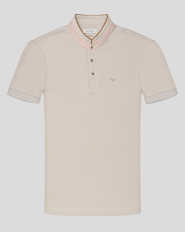 БЕЖОВА ТЕНИСКА ОТ PREMIUM ПАМУК С ПОПСКА ЯКА И КОНТРАСТНА ГАРНИТУРА 