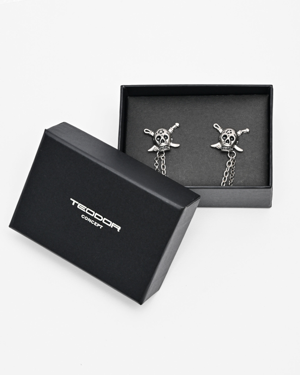 СИВА БРОШКА С ВЕРИЖКА ВЪВ ФОРМА НА МАЛКИ ЧЕРЕПИ