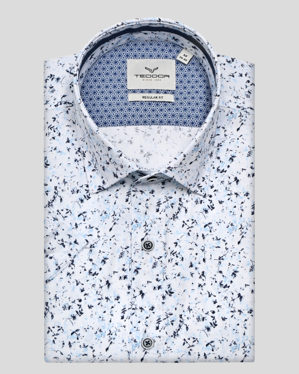 БЯЛА ФЛОРАЛНО ПРИНТИРАНА РИЗА С КЪС РЪКАВ СВОБОДЕН СИЛУЕТ