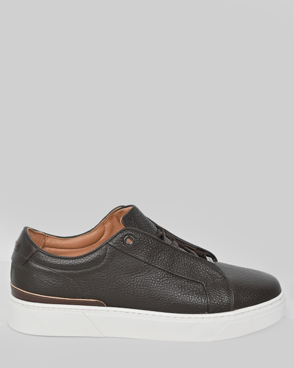 ТЪМНОКАФЯВИ СПОРТНИ ОБУВКИ ТИП КЕЦОВЕ ОТ ШАГРЕНИРАНА КОЖА