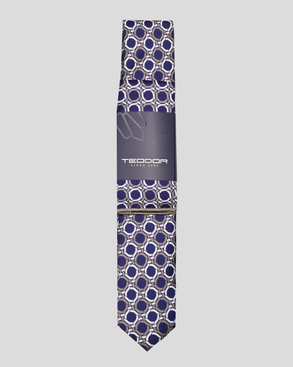 ТРИЦВЕТЕН КОМПЛЕКТ ОТ ВРАТОВРЪЗКА И КЪРПИЧКА С ФИГУРАЛНИ МОТИВИ