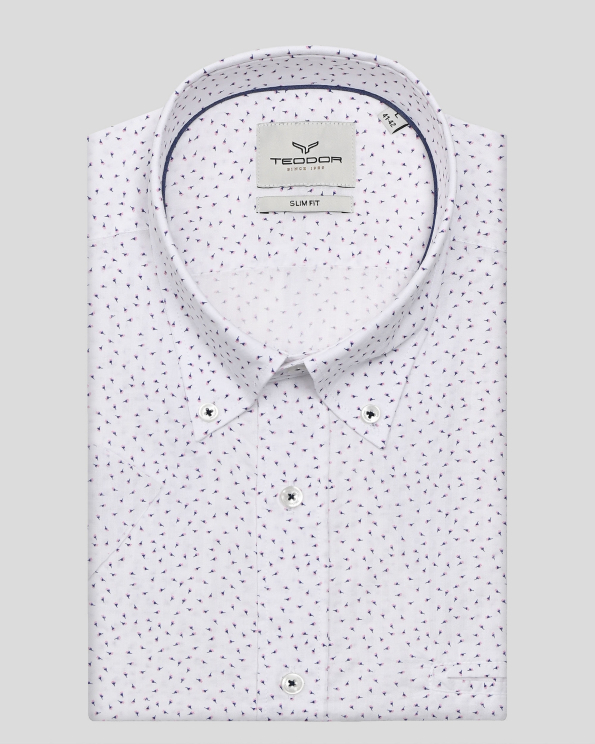 БЯЛА РИЗА С КЪС РЪКАВ В КОНТРАСТЕН ФЛОРАЛЕН ПРИНТ