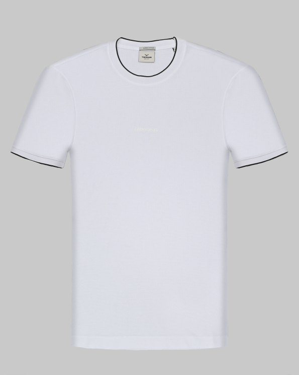 БЯЛА ТЕНИСКА С ОБЛО ДЕКОЛТЕ  ОТ ВИСОКОКАЧЕСТВЕН ПАМУК SUPIMA