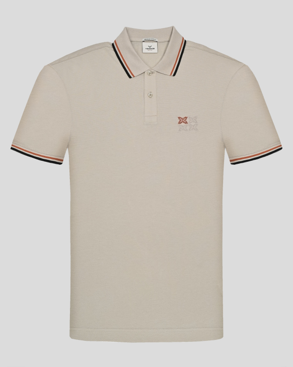 БЕЖОВА ПОЛО ТЕНИСКА ОТ PREMIUM ПАМУК С БРОДЕРИЯ И КОНТРАСТНА ДЕСЕНАЦИЯ