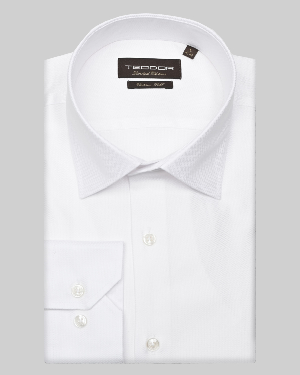  БЯЛА РИЗА ОТ ПАМУК И КОПРИНА СЪС СЕЧЕН МАНШЕТ