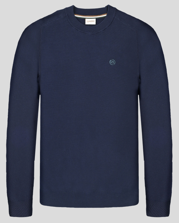 ТЪМНОСИН ПУЛОВЕР СЪС СТРУКТУРНА ПЛЕТКА И  КОНТРАСТНА БРОДЕРИЯ ЛОГО   