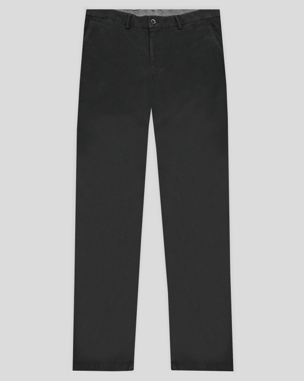 ЧЕРЕН ЧИНО ПАНТАЛОН С ЕДИНИЧНИ ФИЛЕТКИ И ЛОГО ЕМБЛЕМА