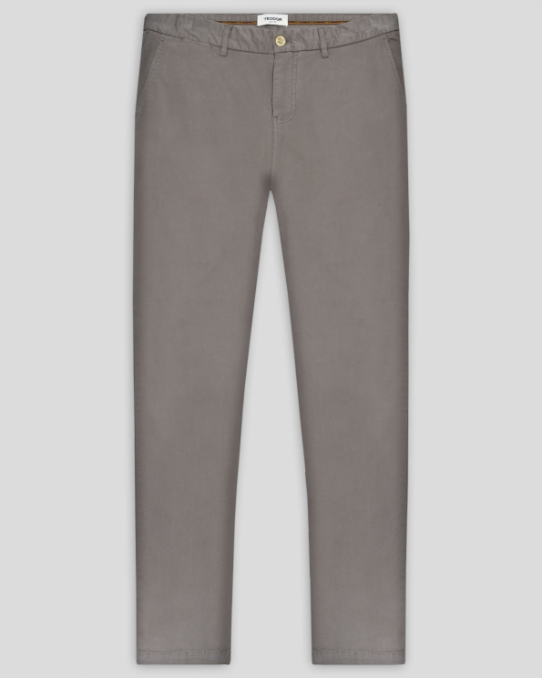 СИВО-КАФЯВ ЧИНО ПАНТАЛОН С ДВОЙНИ ФИЛЕТКИ И ЛОГО