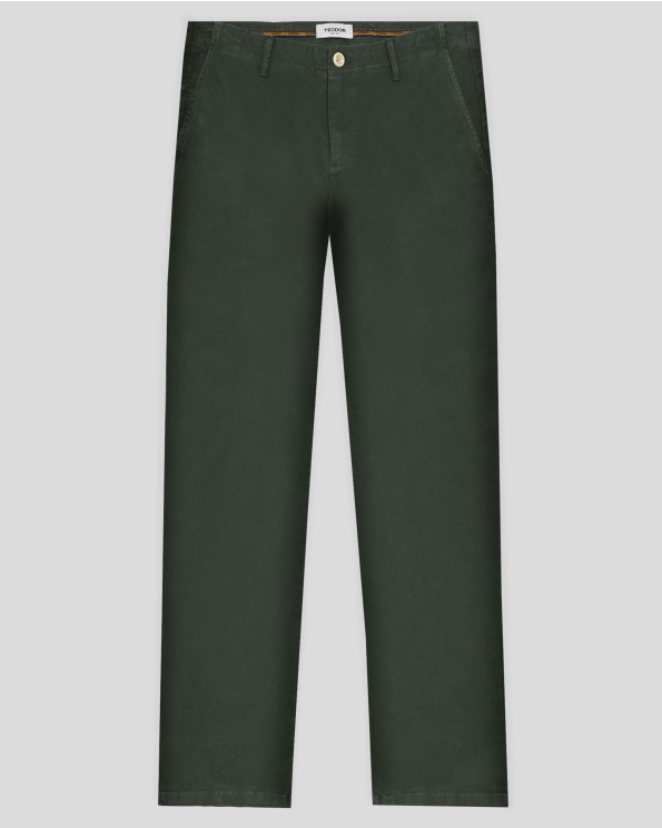 ЗЕЛЕН ЧИНО ПАНТАЛОН С КОНТРАСТНИ КОПЧЕТА И КОЖЕНА ЛОГО ЕМБЛЕМА