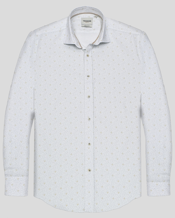 БЯЛА ПАМУЧНА РИЗА С ЕФЕКТЕН КОНТРАСТЕН ПРИНТ 