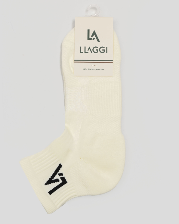 КЪСИ ЧОРАПИ В ЕЛАСТИЧНА РЕЛЕФНА СТРУКТУРА ЦВЯТ ЕКРЮ