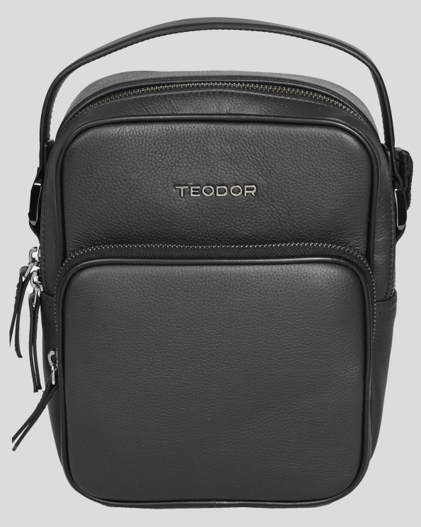 ЧЕРНА ЧАНТА ЗА ПРЕЗ РАМО ОТ ЕСТЕСТВЕНА КОЖА ШАГРЕН С ЛОГО