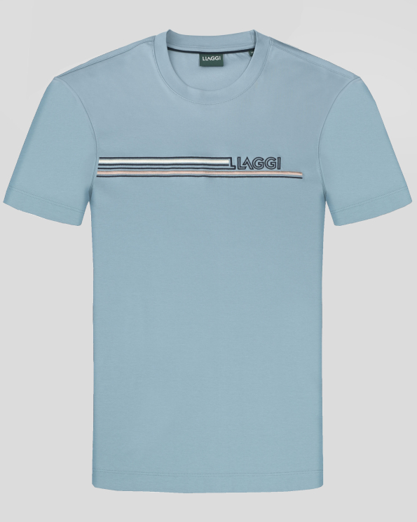 ЛЕДЕНО СИНЯ ТЕНИСКА ОТ 100% ПАМУК С БРОДИРАНА ЛЕНТА И ЛОГО