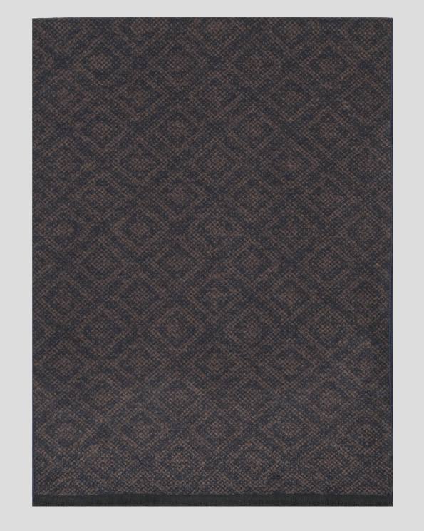 ДВУЦВЕТЕН ШАЛ ОТ 100% КОПРИНА С ФИГУРАЛЕН ДЕСЕН С ДВЕ ЛИЦА