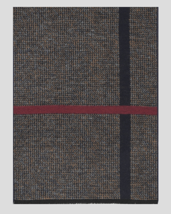 МНОГОЦВЕТЕН ШАЛ ОТ КОПРИНА С КОНТРАСТНИ ЛЕНТИ