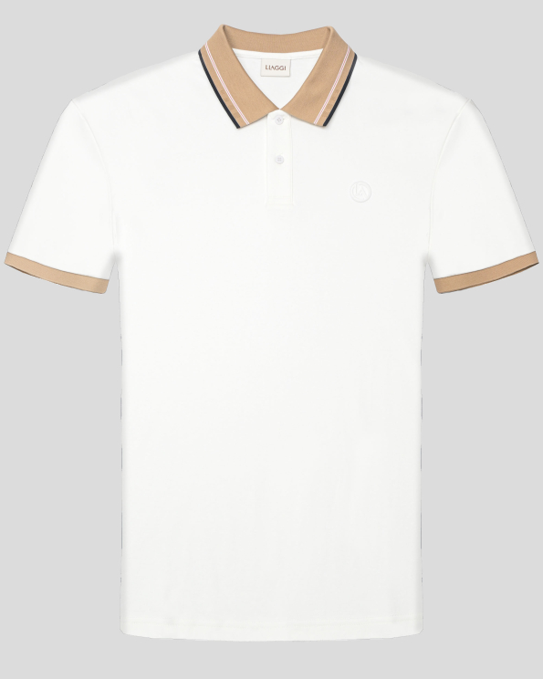 БЯЛА ТЕНИСКА ОТ ПАМУК С ЯКА И КОНТРАСТНА ДЕСЕНАЦИЯ