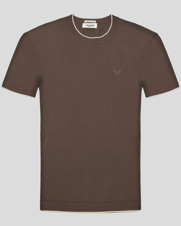 ТЪМНОКАФЯВА ТЕНИСКА ПЛЕТИВО ОТ PREMIUM ПАМУК С БРОДЕРИЯ ЛОГО