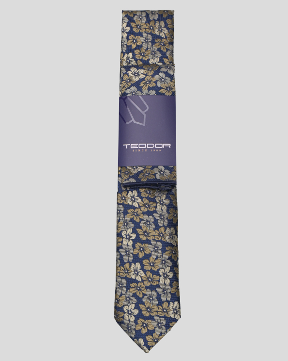 ТЪМНОСИН КОМПЛЕКТ ВРАТОВРЪЗКА И КЪРПА С КОНТРАСТНИ ЦВЕТЯ