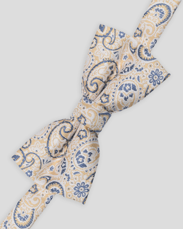 ЖЪЛТА ПАПИЙОНКА ЖАКАРД СЪС СИНИ ПЕЙСЛИ МОТИВИ