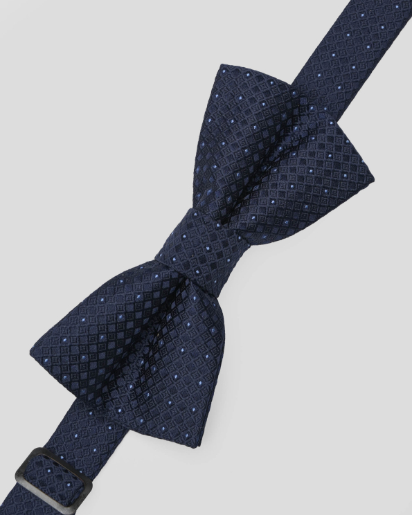 ТЪМНОСИНЯ СТРУКТУРНА ПАПИЙОНКА С ФИГУРАЛЕН ДЕСЕН НА ТОЧКИ