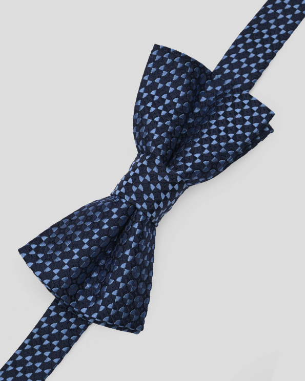 ТЪМНОСИНЯ ПАПИЙОНКА С КОНТРАСТЕН ФИГУРАЛЕН ДЕСЕН