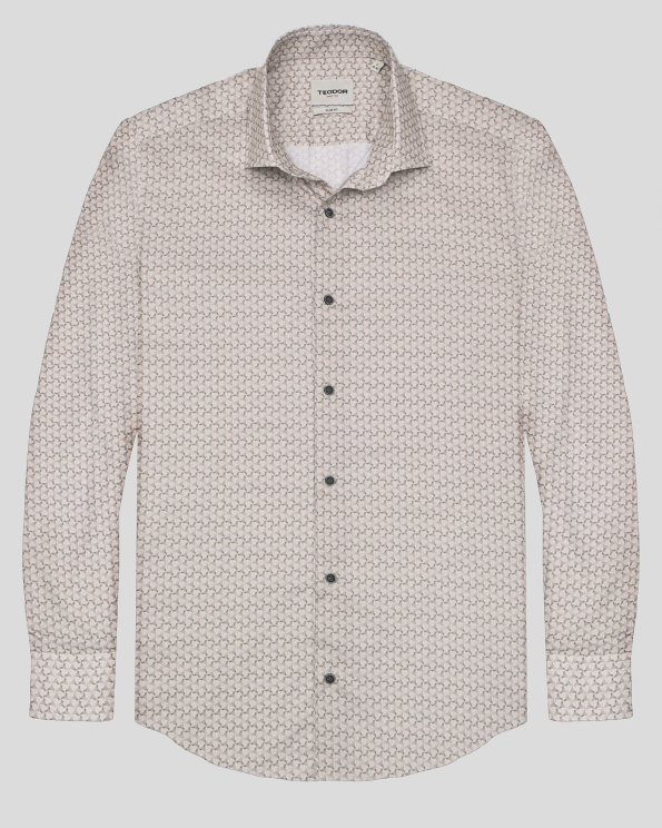 БЕЖОВА ПАМУЧНА РИЗА С ГЕОМЕТРИЧЕН ДЕСЕН ВТАЛЕН СИЛУЕТ