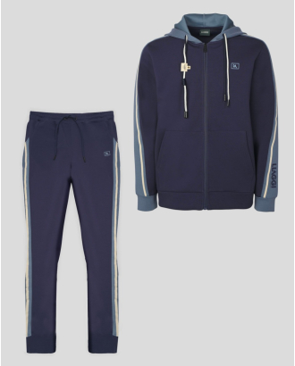 ТЪМНОСИН СПОРТЕН ЕКИП С КАЧУЛКА И ГУМИРАНО ЛОГО 