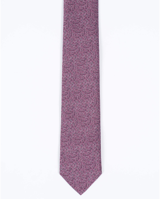 РОЗОВА ВРАТОВРЪЗКА НА СИТНИ ФИГУРИ