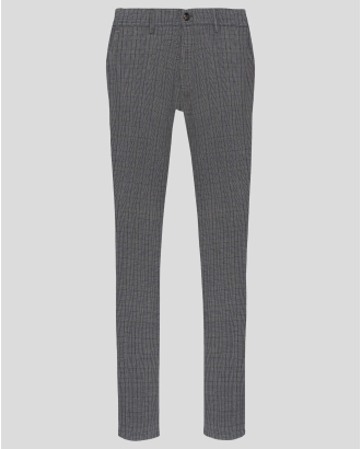  ВТАЛЕН ЧИНО ПАНТАЛОН КАРЕ С  МЕТАЛНО ЛОГО В СИВО