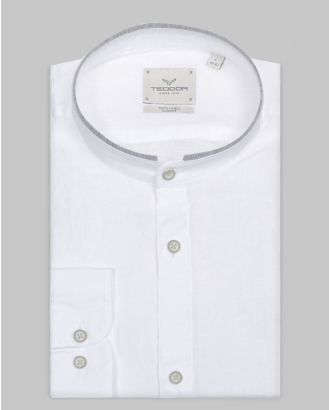 БЯЛА ЛЕНЕНА РИЗА С ПОПСКА ЯКА ВТАЛЕН СИЛУЕТ