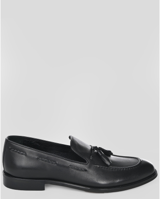 ЧЕРНИ МОКАСИНИ ОТ ГЛАДКА КОЖА С ПИСКЮЛ