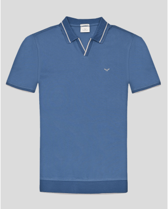 СРЕДНО СИНЯ ТЕНИСКА С ПОЛО ЯКА И V-ОБРАЗНО ДЕКОЛТЕ