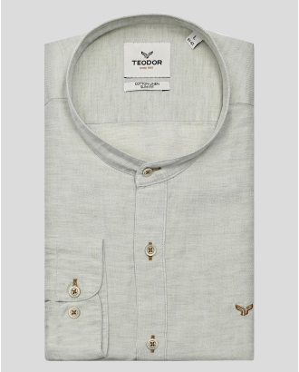 СВЕТЛОЗЕЛЕНА РИЗА ОТ ПАМУК И ЛЕН С ПОПСКА ЯКА И НАВИВАЩИ СЕ РЪКАВИ