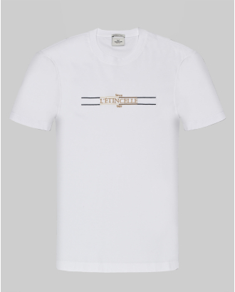 БЯЛА ТЕНИСКА ОТ PREMIUM ПАМУК С КОНТРАСТНА РЕЛЕФНА БРОДЕРИЯ 