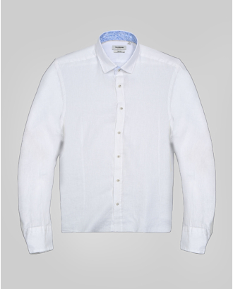 БЯЛА ЛЕНЕНА РИЗА С КОНТРАСТНА ГАРНИТУРА НА ЯКАТА