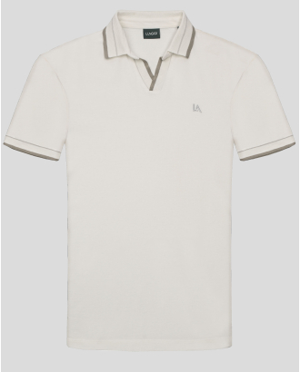 ТЕНИСКА С ПОЛО ЯКА И БРОДЕРИЯ ЛОГО В ЦВЯТ ЕКРЮ