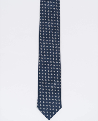 ТЪМНО СИН КОМПЛЕКТ ВРАТОВРЪЗКА И КЪРПА НА СИВИ ФИГУРИ