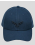 ПАМУЧНА ШАПКА С КОЗИРКА И  РЕЛЕФНА БРОДЕРИЯ ЛОГО  В ДЕНИМ СИН ЦВЯТ