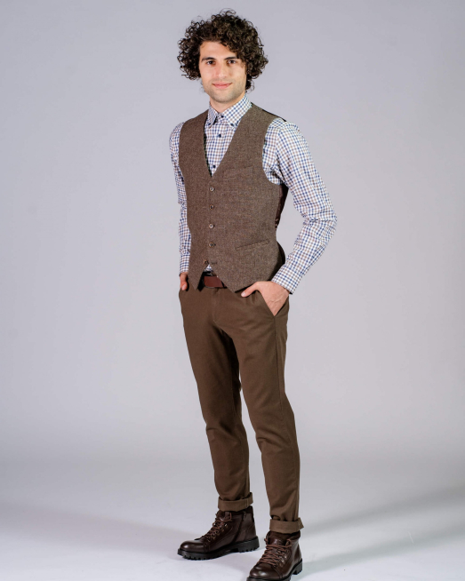 'СПОРТНО-ЕЛЕГАНТЕН КАФЯВ ЕЛЕК ОТ ФИНА ВЪЛНА